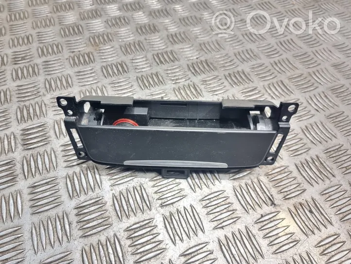 Ford Mondeo MK IV Box/scomparti cruscotto BS71A01788AC