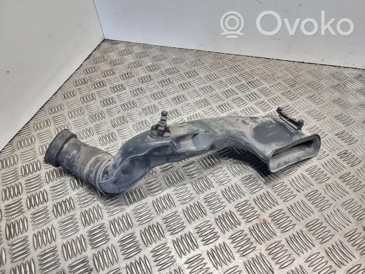 Opel Astra H Tube d'admission d'air 55351756