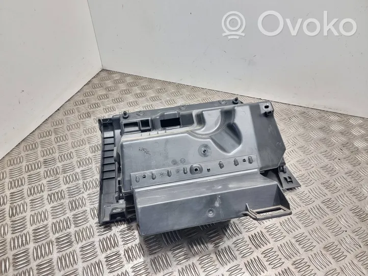 Volkswagen Cross Polo Glove box 6r1857097