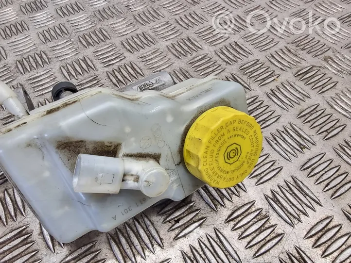 Audi A1 Master brake cylinder 6r0611301