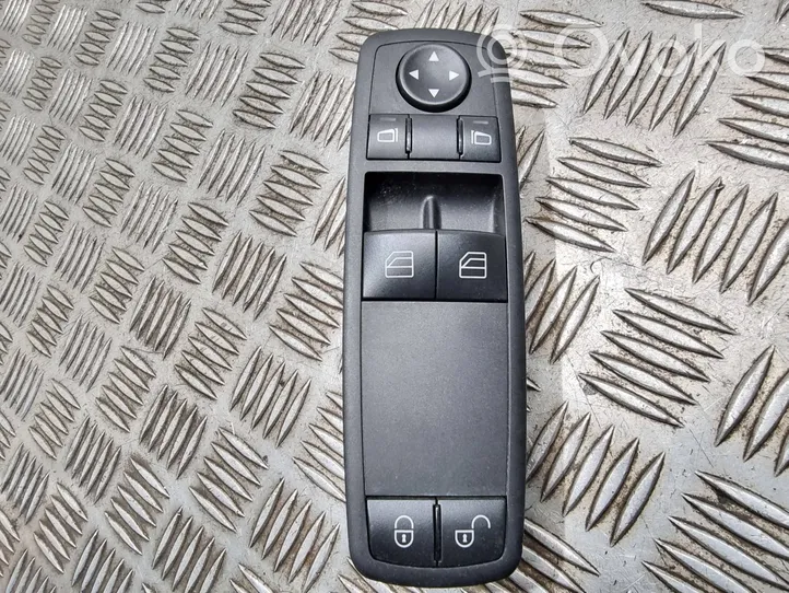Mercedes-Benz B W245 Interrupteur commade lève-vitre A1698206410