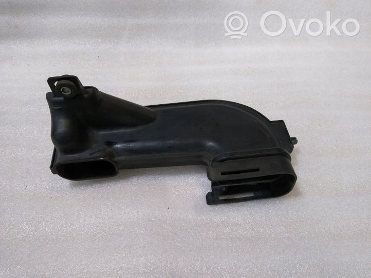 Suzuki SX4 Część rury dolotu powietrza 8092082