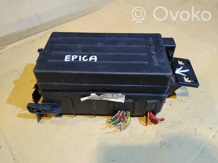 Chevrolet Epica Module de fusibles 96646698