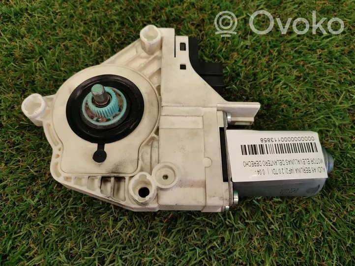 Fiat Linea Moteur de lève-vitre de porte avant 4F0955802D