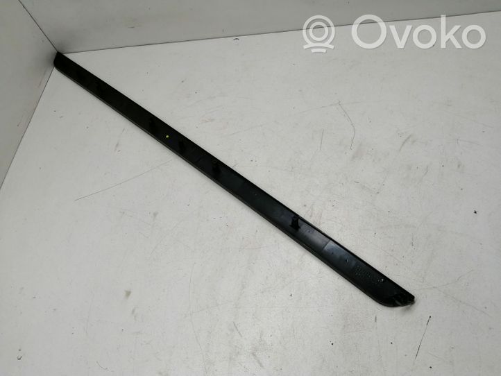 Volkswagen Golf V Altro elemento di rivestimento della portiera anteriore 1K4867439