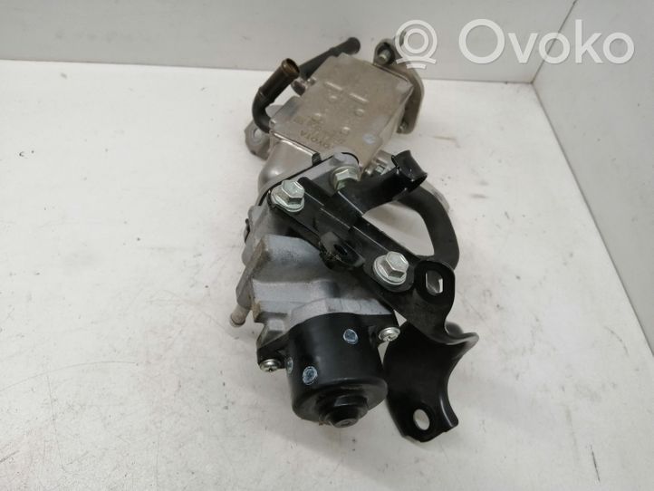 Toyota Yaris Refroidisseur de vanne EGR 2205000020