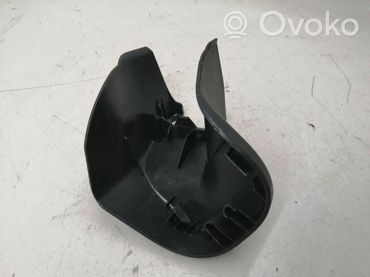 Toyota Prius (XW30) Istuimen verhoilu 7213847040