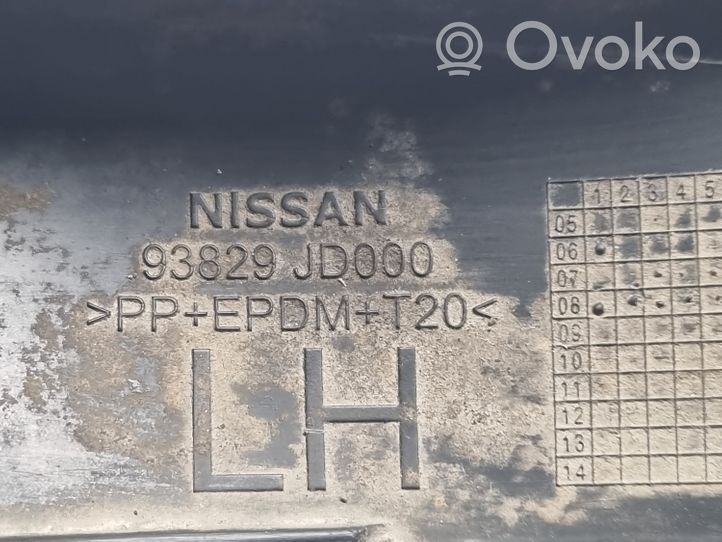 Nissan Qashqai+2 Listwa błotnika tylnego 93829JD000