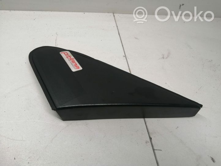 Hyundai ix35 Rivestimento modanatura del vetro della portiera anteriore 8618028000