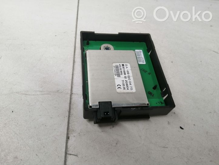 Mercedes-Benz Vaneo W414 Antenos stiprintuvas A1698200475