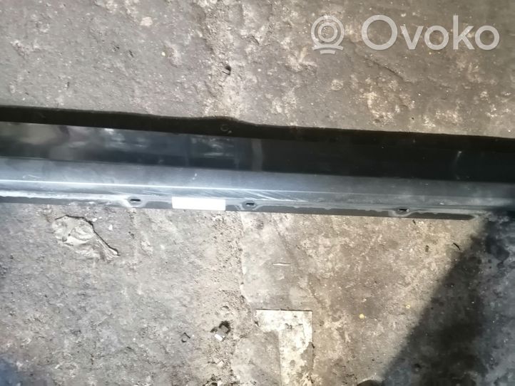 BMW 7 G11 G12 Sill G763110