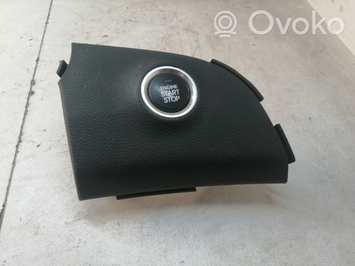 Hyundai i30 Interruttore a pulsante start e stop motore 84735A6100