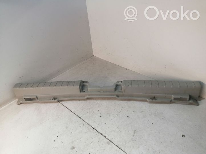 Toyota Prius (XW30) Osłona pasa bagażnika 6471647030