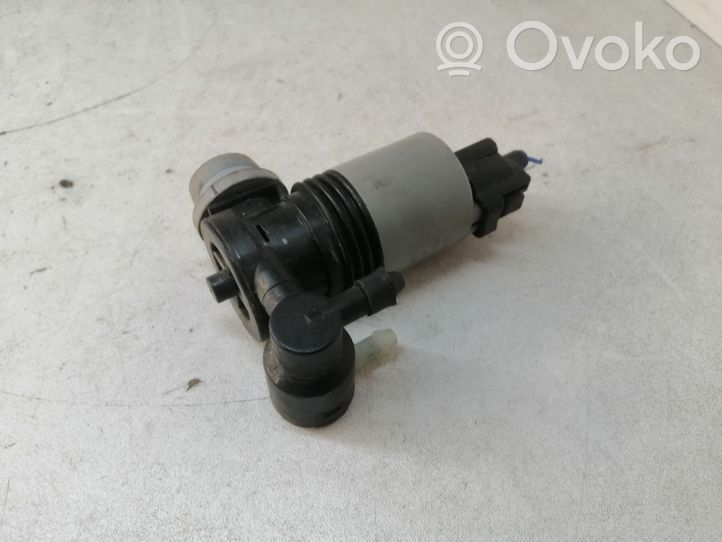 Toyota Auris E180 Pompe de lave-glace de pare-brise 1020974