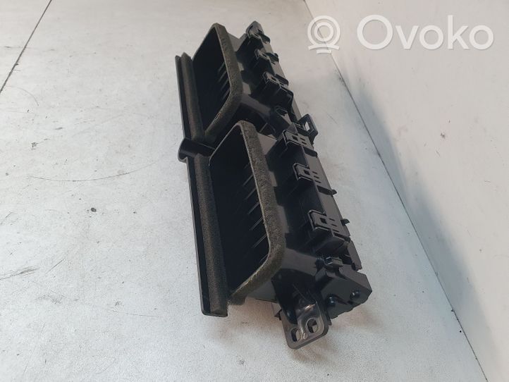 Toyota Prius (XW30) Otros repuestos del aire acondicionado (A/C) 5568747030