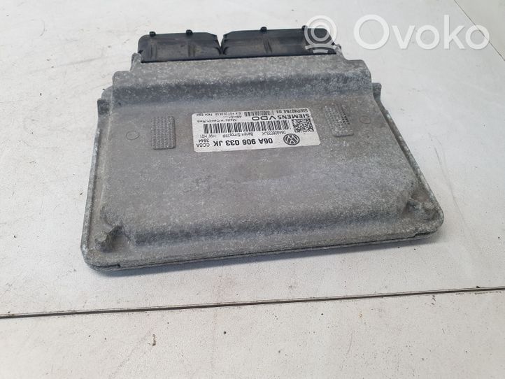 Volkswagen Golf VI Sterownik / Moduł ECU 06A906033JK