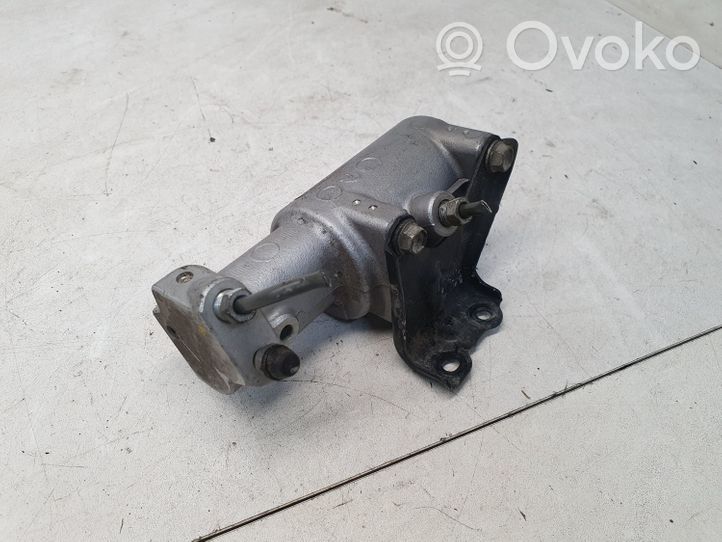 Toyota Prius (XW30) Cilindro del sistema frenante 4727047030