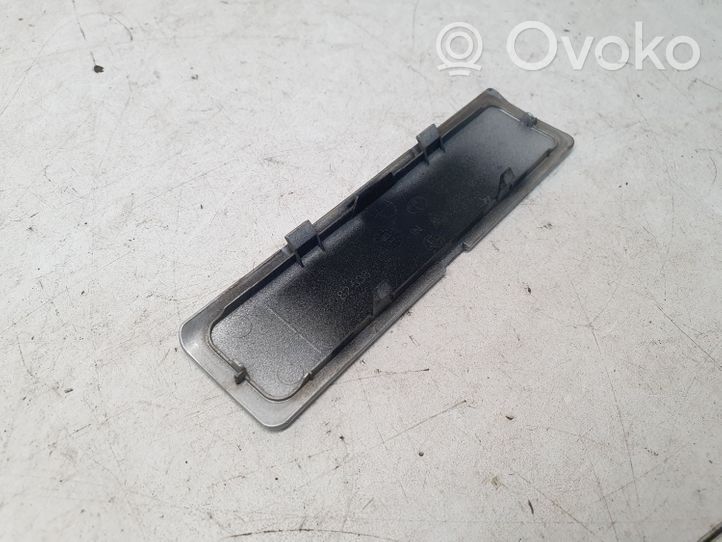 Toyota Avensis T270 Cache barre de toit 7563305010