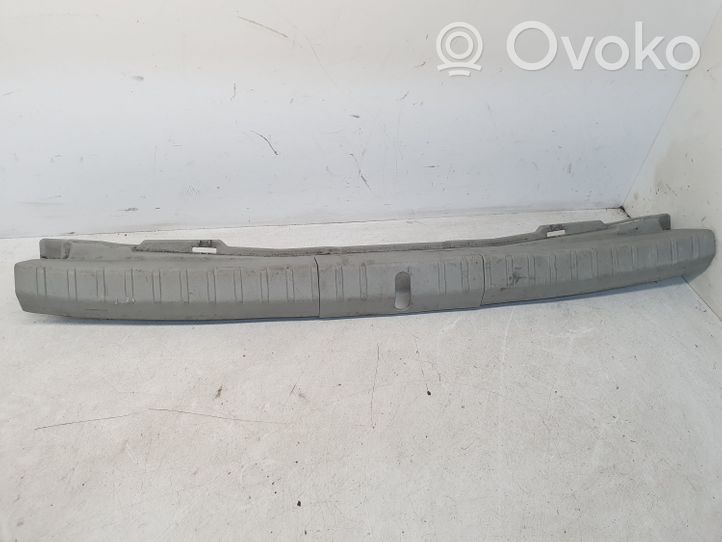 Toyota Prius (XW30) Osłona pasa bagażnika 6471647030