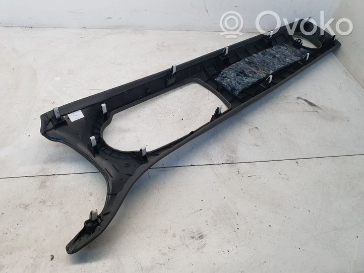 Toyota Yaris Panneau de garniture tableau de bord 554700D090