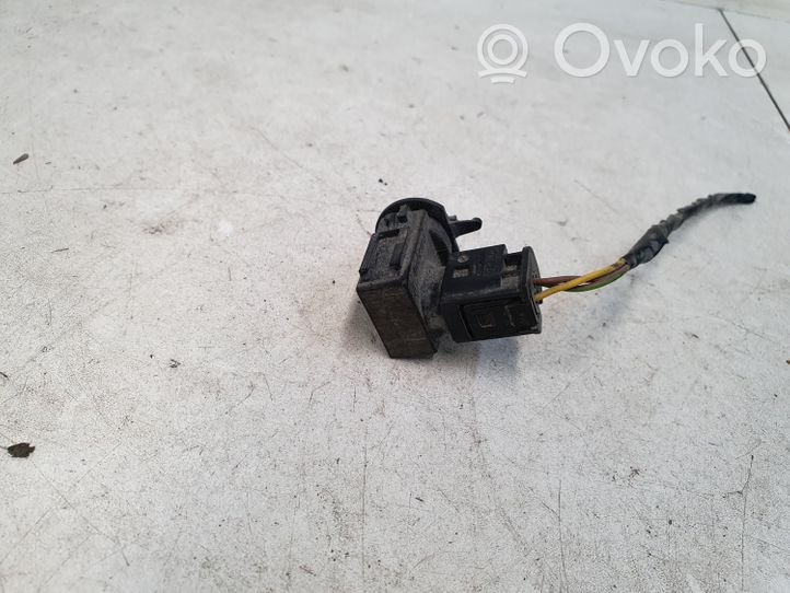 BMW 3 E90 E91 Air quality sensor 692646004