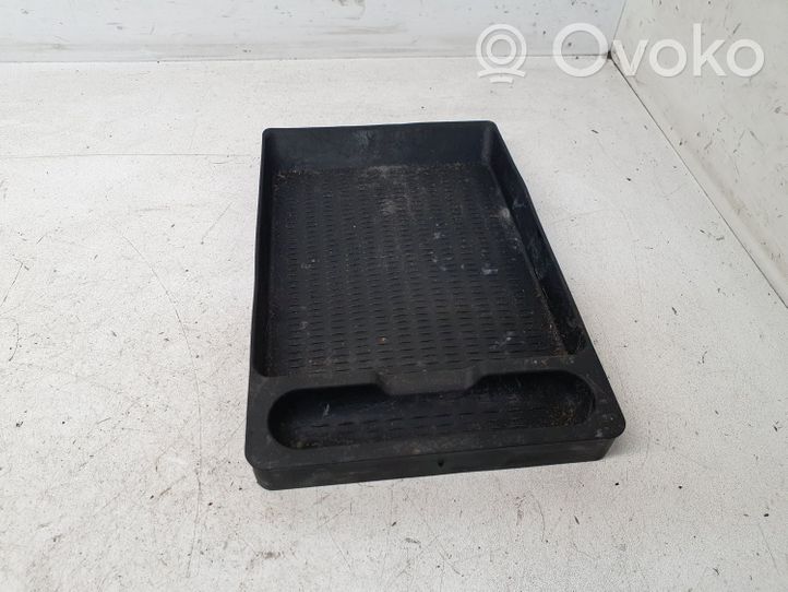 BMW X5 E70 Tapis de boîte à gants 914211703