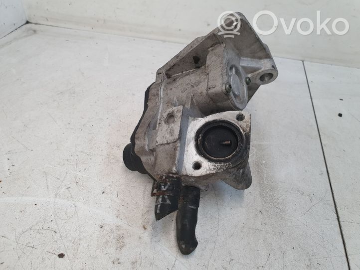 BMW 6 E63 E64 Kita variklio skyriaus detalė 1517675