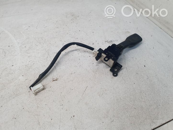 Toyota Verso Palanca de control de crucero 18A174