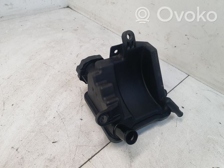 Mercedes-Benz Sprinter W901 W902 W903 W904 Réservoir de liquide de direction assistée A0004602883