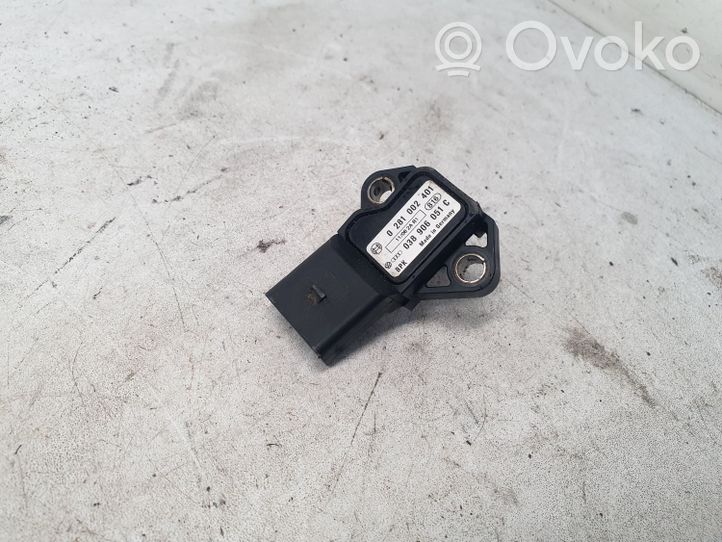 Volkswagen Cross Touran I Capteur de pression d'air 038906051C