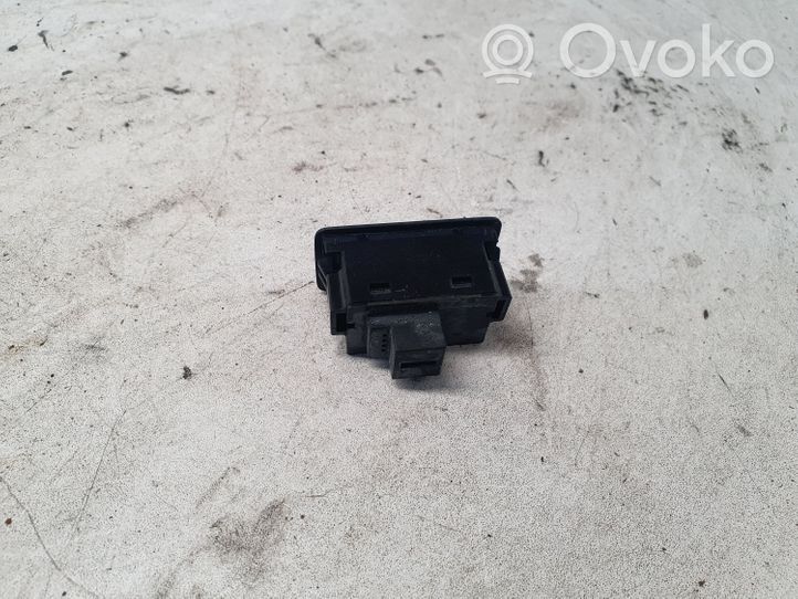 Audi A1 Tailgate/boot open switch button 4G0959831A