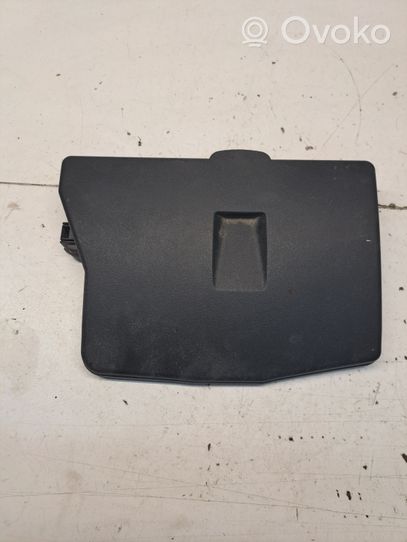 Toyota Verso Coperchio scatola dei fusibili 8266205150