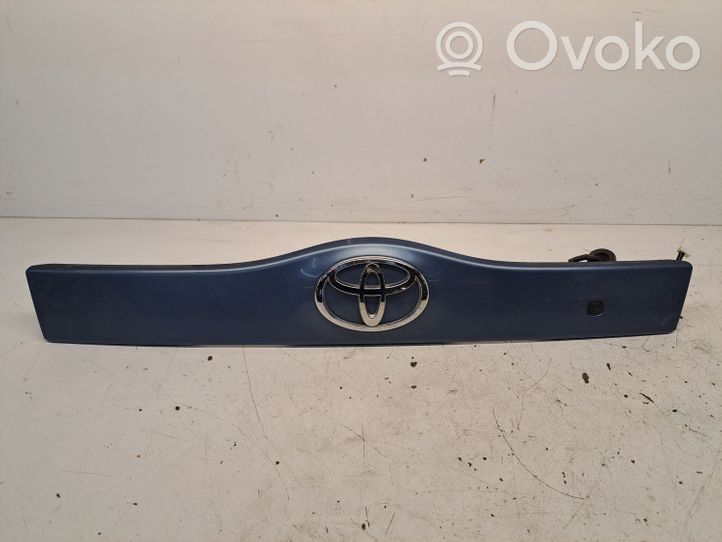 Toyota Prius (XW30) Listwa oświetlenie tylnej tablicy rejestracyjnej 7680147040