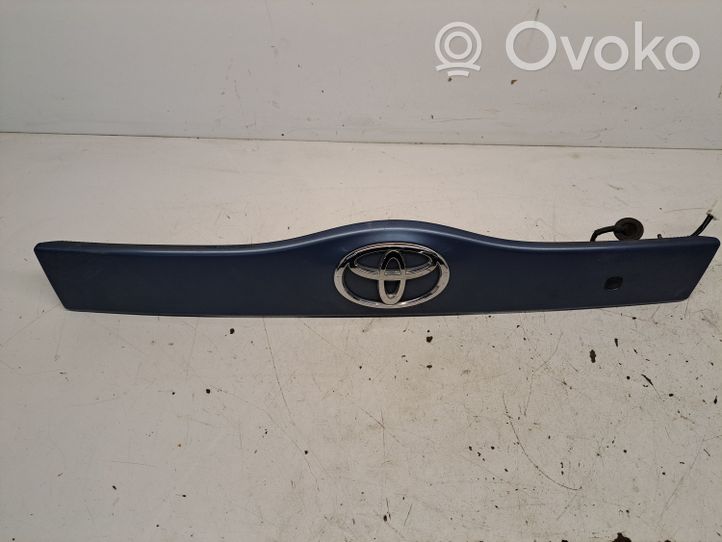 Toyota Prius (XW30) Takaluukun rekisterikilven valon palkki 7680147040