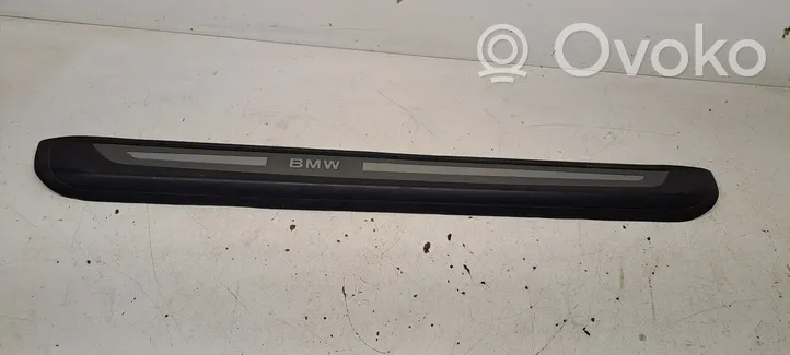 BMW 6 E63 E64 Copertura del rivestimento del sottoporta anteriore 7079960