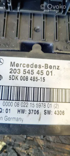 Mercedes-Benz CLC CL203 Juego de caja de fusibles 2035454501