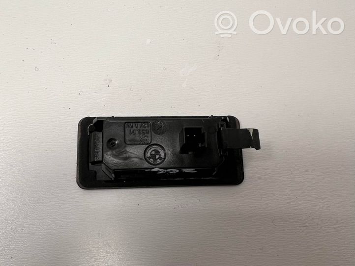 BMW 5 F10 F11 Lampa oświetlenia tylnej tablicy rejestracyjnej 7193293