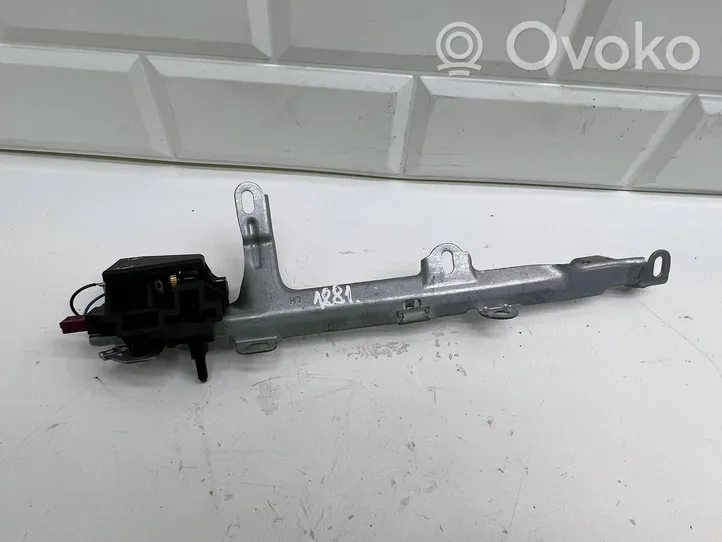 BMW 5 E60 E61 Verkleidung Halterung Laderaumabdeckung Gepäckraumabdeckung 6960883