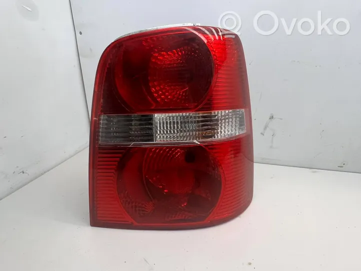 Volkswagen Touran I Feux arrière / postérieurs 1T0945096G