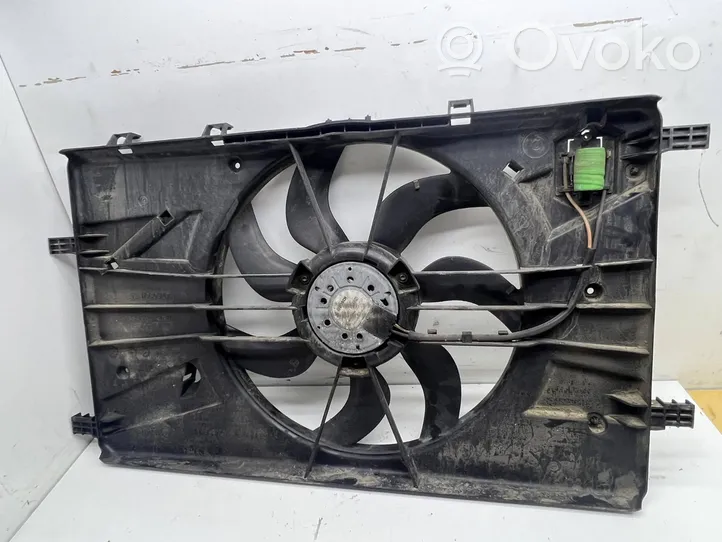 Opel Astra J Elektrisks radiatoru ventilators 3135103785