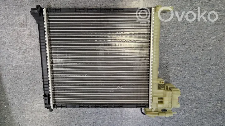 Mercedes-Benz Vito Viano W638 Coolant radiator 6385013001