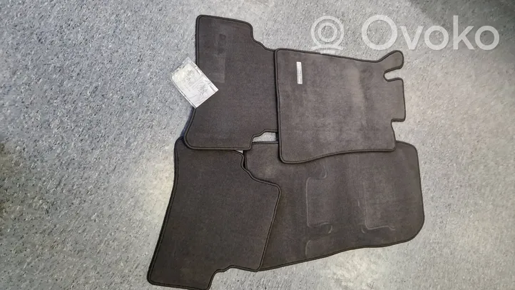 Mercedes-Benz 190 W201 Set di tappetini per auto kilim