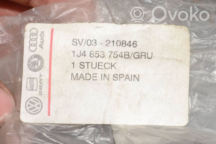 Volkswagen Bora Takaoven lista (muoto) 1J4853754B