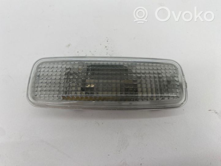 Audi A6 S6 C6 4F Lampa oświetlenia tylnej tablicy rejestracyjnej 4E0947105