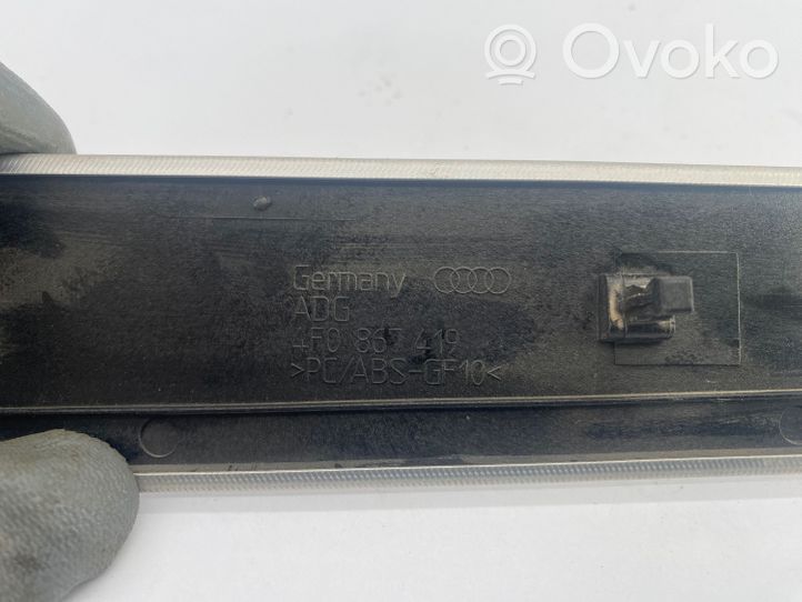 Audi A6 S6 C6 4F Baguette moulure de porte arrière 4F0867419