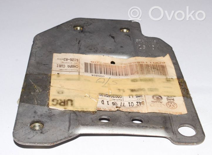 Volkswagen Polo III 6N 6N2 6NF Vassoio scatola della batteria 6n0804182a