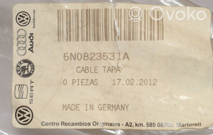 Volkswagen Tiguan Cable de apertura del capó/tapa del motor 5N0823531A