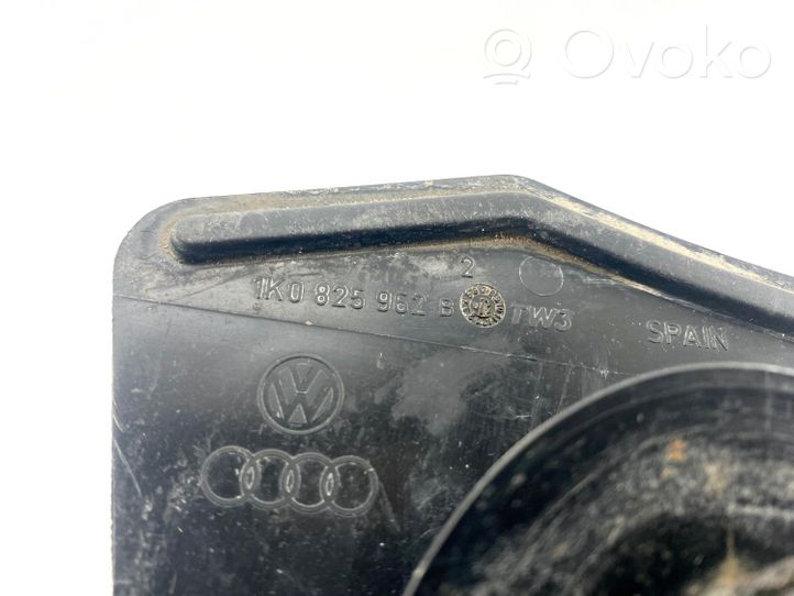 Audi A3 S3 A3 Sportback 8P Other exterior part 1K0825962B