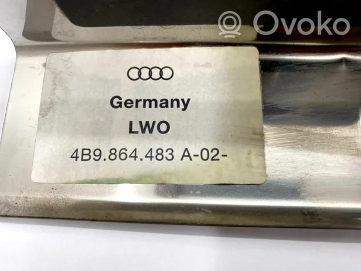 Audi A6 S6 C5 4B Bagažinės slenksčio apdaila 4B9864483A