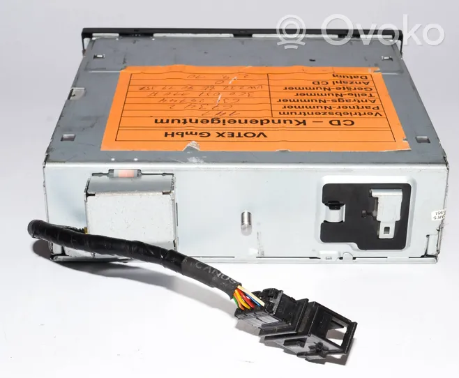 Volkswagen PASSAT B6 CD/DVD changer 3c0035110